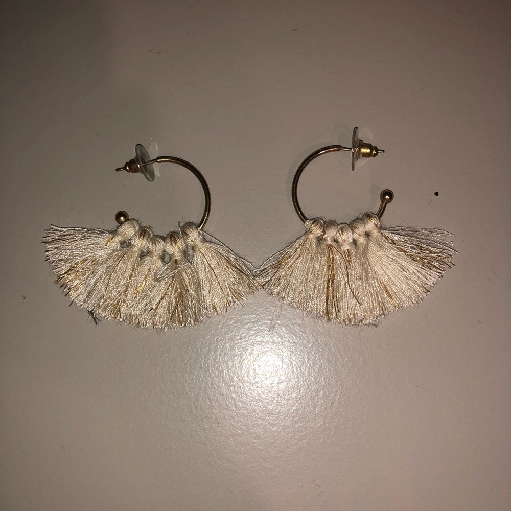 Tassel hoop earrings